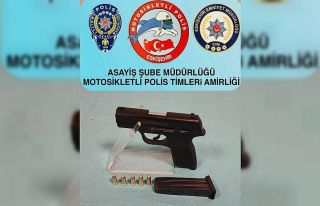 Asayiş uygulamasında silah ve uyuşturucu madde...