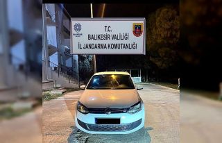 Ayvalık ve Gömeç ilçelerinde 89 düzensiz göçmen...