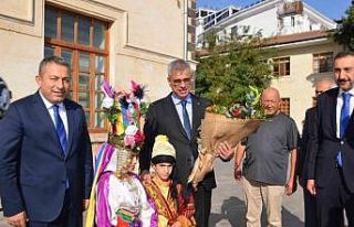 Bakan Memişoğlu: ‘‘Depremden zarar gören eski...