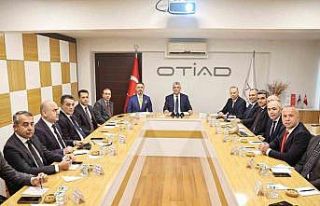 Bakan Ömer Bolat: ’’Dünyada tekstilde 4’üncü...