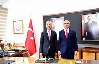 Bakan Uraloğlu Başkan Sami Er’le bir araya geldi
