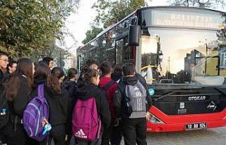 Balıkesir Büyükşehir’in ulaşım desteği aileleri...