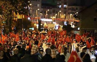 Bandırma’da "Gece Yolcuları" rüzgarı