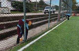 Başiskele’de spor sahalarına bakım ve onarım