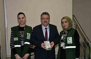 Başkan Ahmet Metin Genç: “Bağımlılıkla topyekûn...