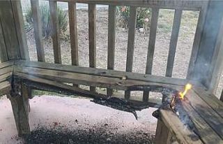 Başkan Akel kamu malına zarar verenlere tepki gösterdi