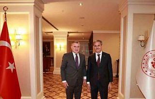 Başkan Alemdar müjdeyi verdi: 2 ilçeye spor salonu...