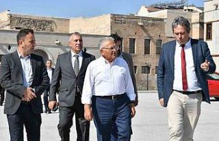 Başkan Büyükkılıç; Tarihi Kayseri Mahallesi...
