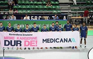 Basketbolcular, meme kanserine ’dur’ dedi