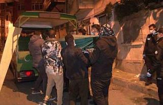 Beyoğlu’nda 4 katlı binadan anne ve bebeğin cesedi...