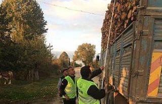 Bilecik’te emval nakleden araçlar kontrol edildi
