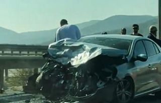 Bilecik’te iki otomobil çarpıştı: 3 yaralı