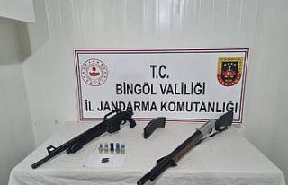 Bingöl’de 2 adet ruhsatsız tüfek ve uyuşturucu...