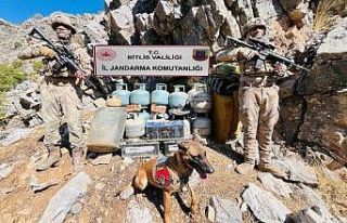 Bitlis’te terör örgütüne ait sığınakta çok...
