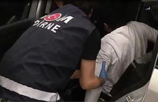 Bulgaristan plakalı aracın taban zula kısmından...