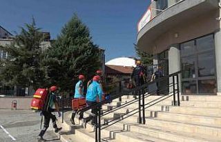 Burdur’da okuldaki deprem tatbikatı gerçeği aratmadı