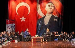 Büyükşehir’den “Cumhuriyet’e Giden Yol”...