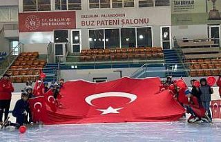 Buzda 29 Ekim Cumhuriyet Bayramı coşkusu