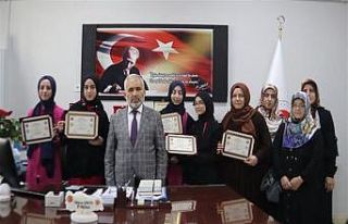 Çankırı’da hafızlık eğitimini tamamlayan öğrenciler...