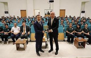 Cizre’de öğrencilere yönelik söyleşi programı...