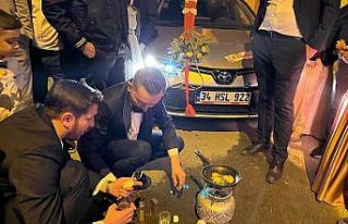 Damada düğün sonrası sürpriz yumurta pişirtip...