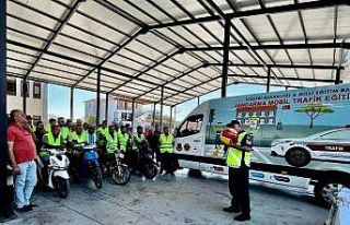 Datça’da jandarmadan motosiklet sürücülerine...