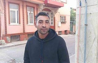 Dev fare insanların üzerine atladı, kedi ve köpek...