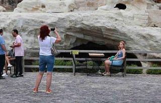 Dünyanın en büyük yamaç yerleşkesine ziyaretçi...