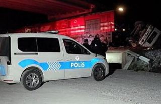 Edirne’de yolcu treni beton pompasına çarptı