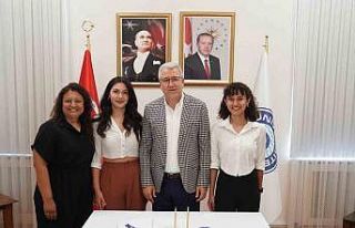 Egeli akademisyenden sürdürülebilir tarıma destek...