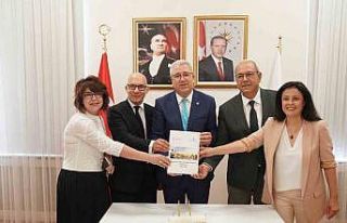 Egeli akademisyenler İzmir’in ilk “Dünya Miras...
