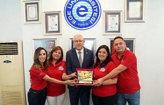 Egeli gençler, akciğer kanseri erken tanı kiti...