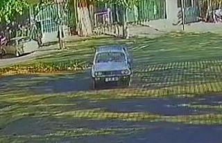 El freni çekilmeyen otomobil iş yerinin bahçesine...