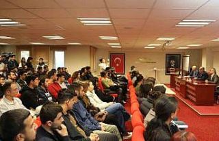 ERÜ’de ’Rektör-Öğrenci Buluşması’ etkinliği...