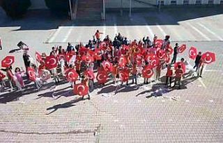 Erzincan’da fidan dikme ve uçurtma şenliği etkinliği...