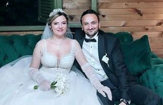 Evliliğinin 1. yıldönümünde toprağa girdi