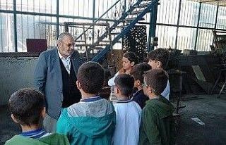 Faik Güngör Ortaokulu’ndan yılın ahisi Zekayi...