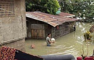 Filipinler’i vuran tropik fırtınada can kaybı...