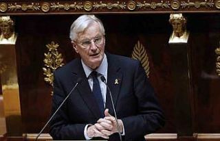 Fransa Başbakanı Barnier boyun bölgesinden ameliyat...