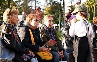 Gazeteci çocuk hem duygulandırdı hem gururlandırdı