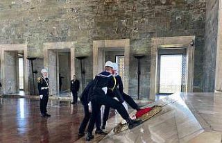 Genç Kızılay Gönüllüleri’nden Anıtkabir ziyareti