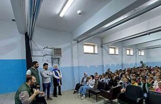 Hayvan sevgisi çocuklarda veterinerlik ilgisi oluşturdu