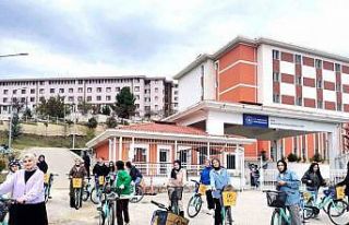 Hem doğa turu hem doğa temizliği