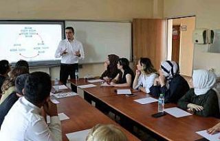 HKÜ’den ‘Birlikte Yeniden Yeşermek’ konferansı