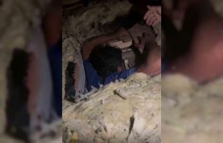 Iğdır’da firari uyuşturucu kaçakçısı çatıda...