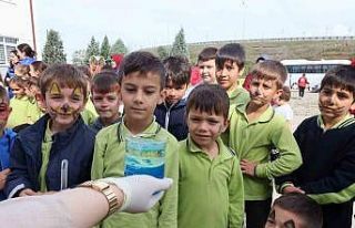 İlkokul öğrencileri bilim etkinliği yaptı