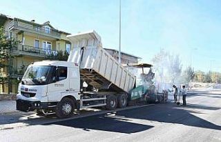 Isparta’da asfalt çalışmaları devam ediyor
