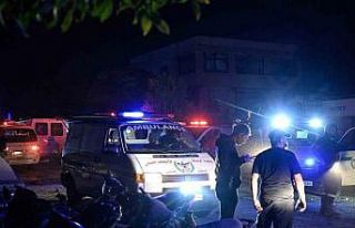 İsrail, Beyrut’ta hastane çevresini vurdu: 13...