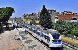 İZBAN’da Dijital İzmirim Kart dönemi
