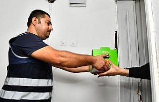 İzmir Büyükşehir, 10 ton Kavacık üzümü dağıtıyor